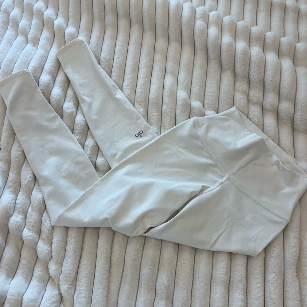 Alo Yoga White Leggings